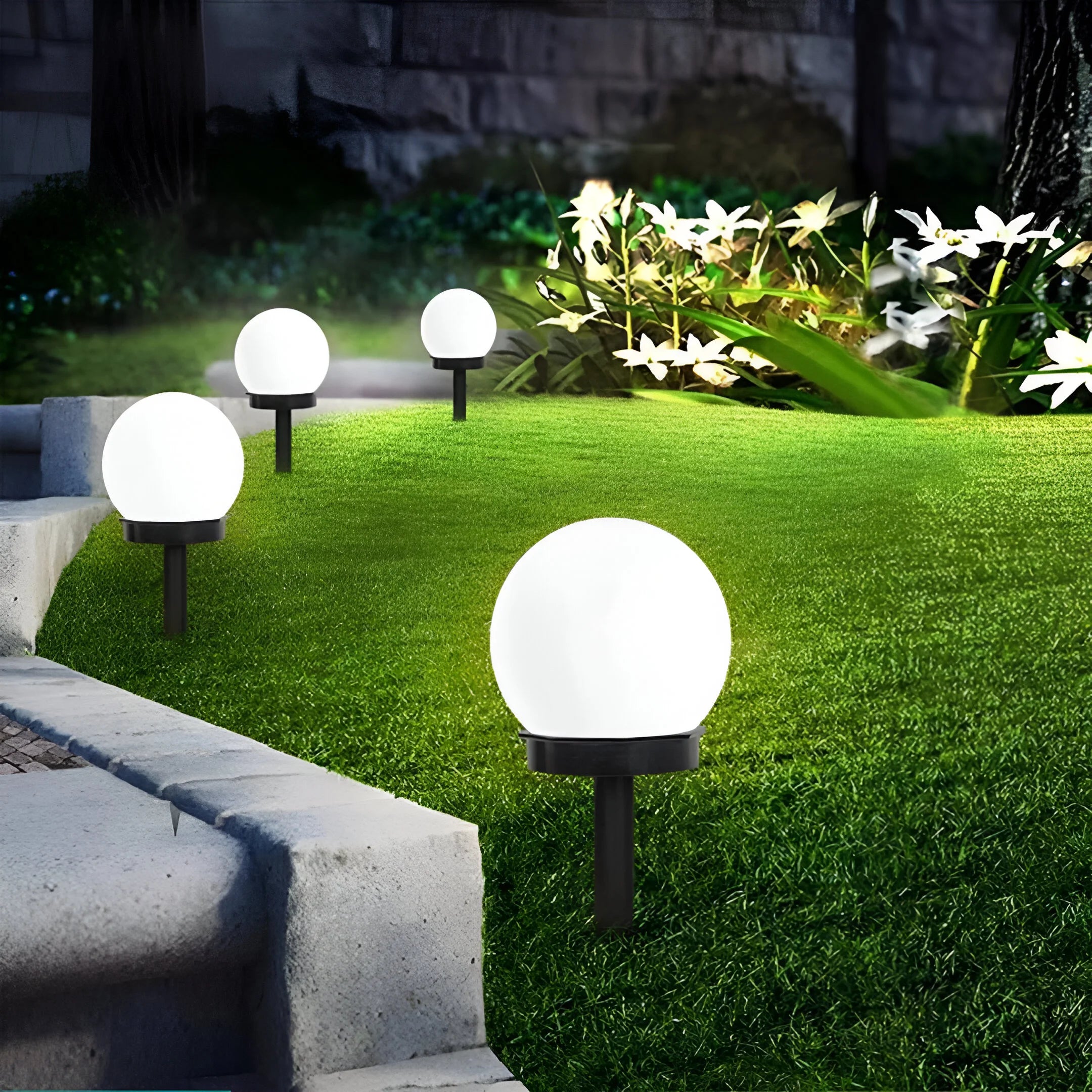 LumiGlobe – Set of 3 Waterproof Solar Pathway Lights