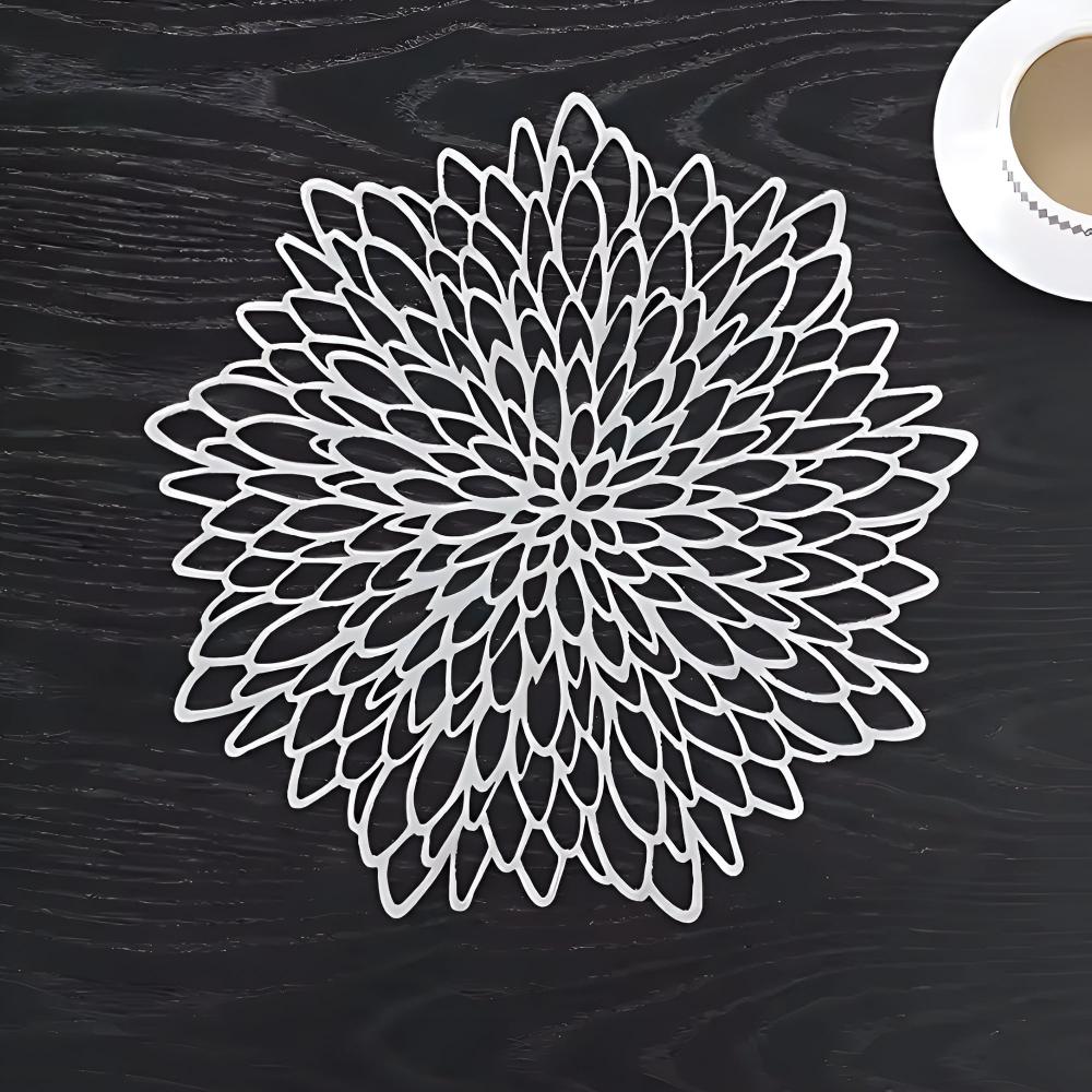 BowLift | Chrysanthemum Charm Placemat