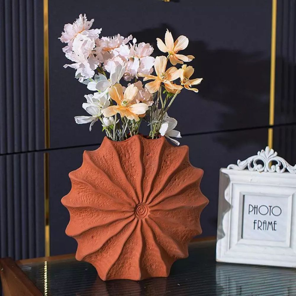 BowLift | Coral Crest Ceramic Vase