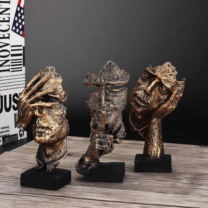 BowLift | Abstract Golden Sculpture in Scandinavian Design