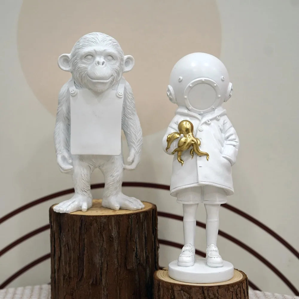 BowLift | Artify Banksy sculpture collection | Flower thrower & balloon girl | Pop art figures | Modern office & home decoration