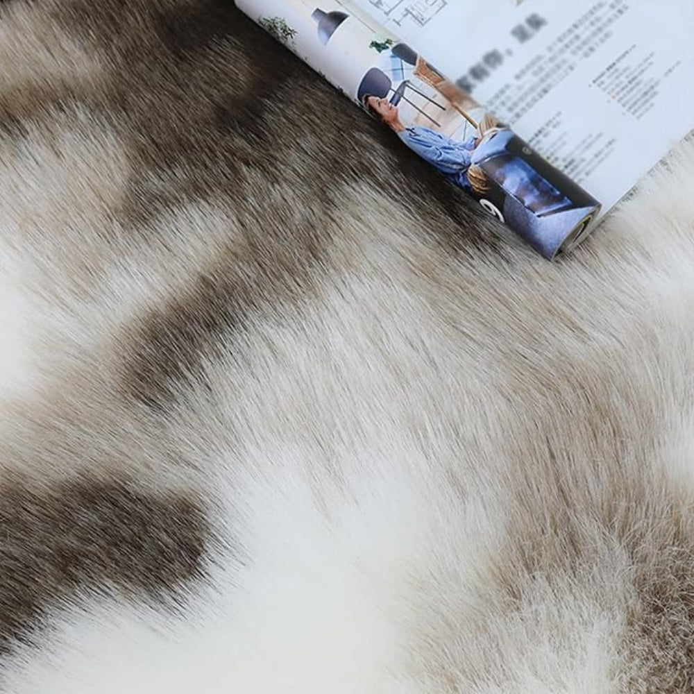 BowLift | Acrylic Luxurious Faux Fur Rug