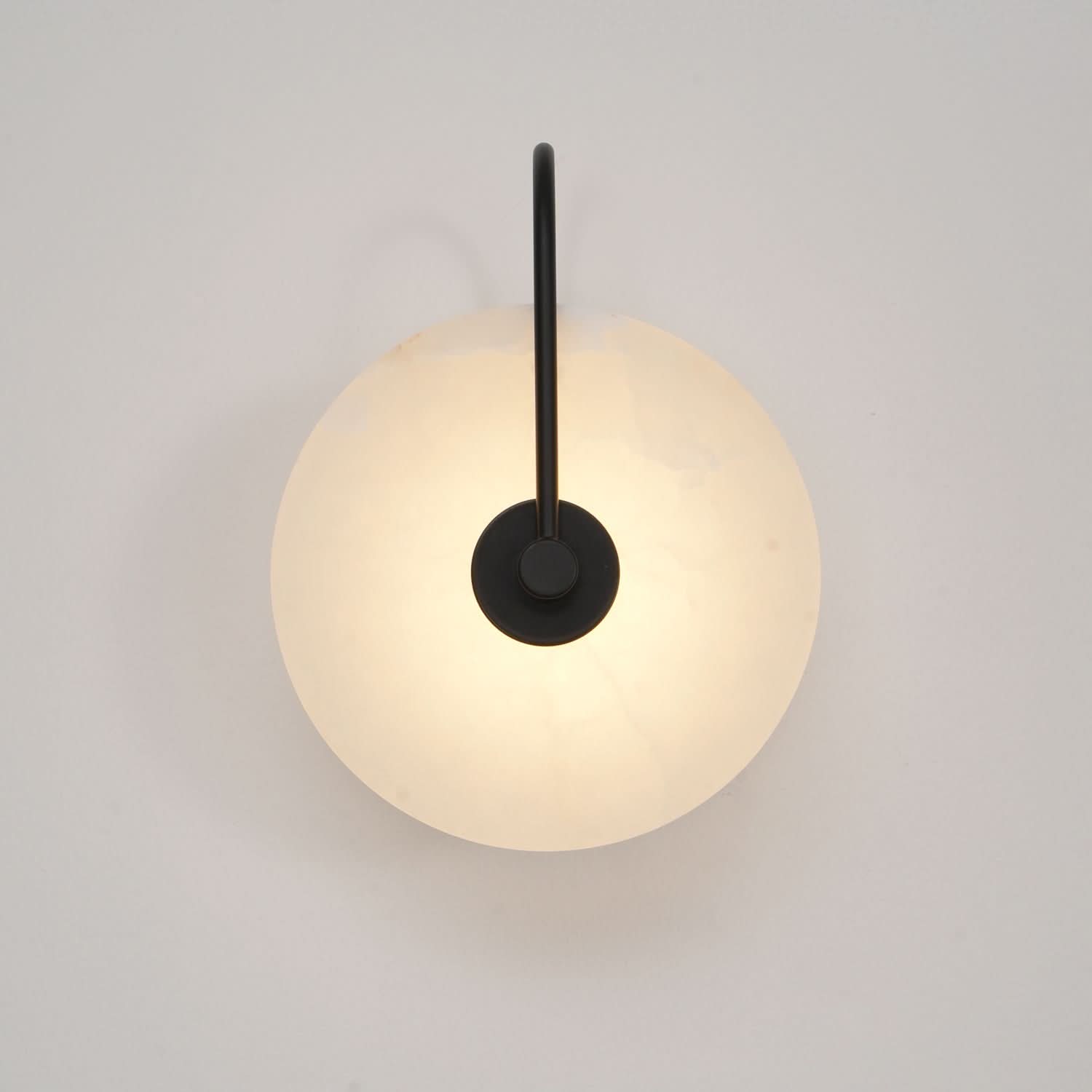 BowLift | Alabaster LED Wall Lamp – Modern Ambient Lighting