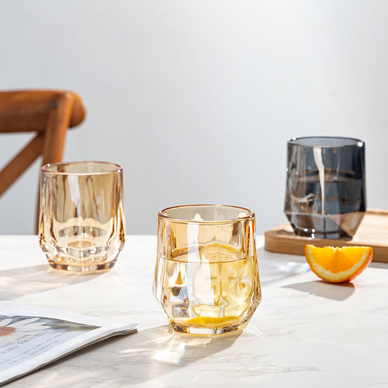 BowLift | Amber hexagonal Glass Cups
