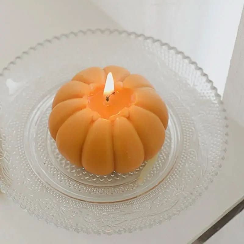 BowLift | Handmade Scented Candle in Pumpkin Shape