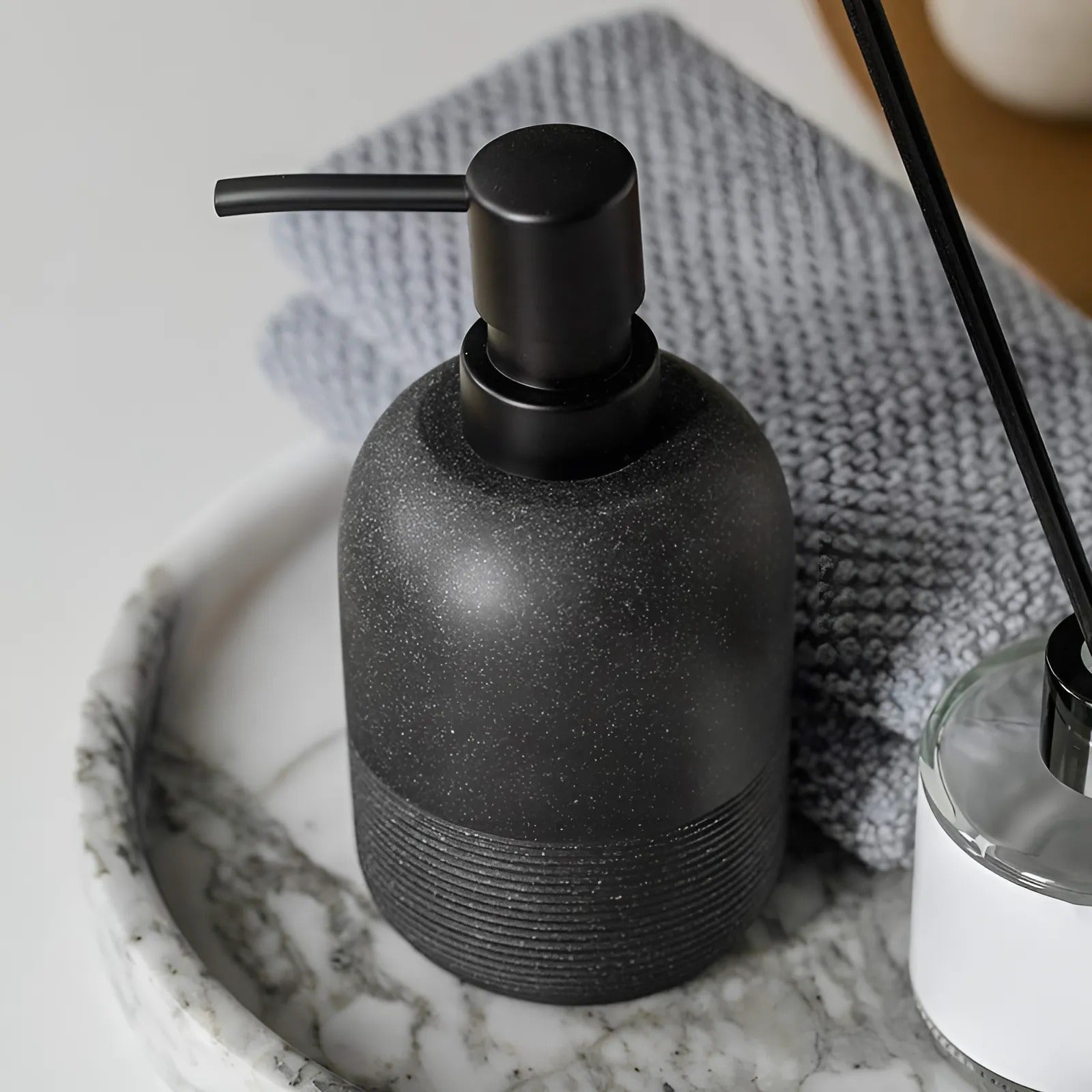 BowLift | Elegant Resin Soap Dispenser