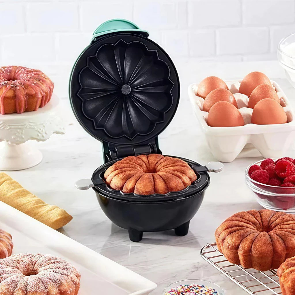 BowLift | Compact Mini Bundt Cake Maker with Non-Stick Coating for Quick Treats