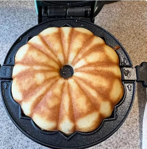 BowLift | Compact Mini Bundt Cake Maker with Non-Stick Coating for Quick Treats