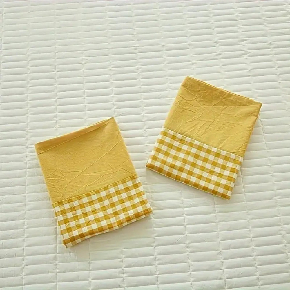 BowLift | Classic Gingham Soft Pillow Case
