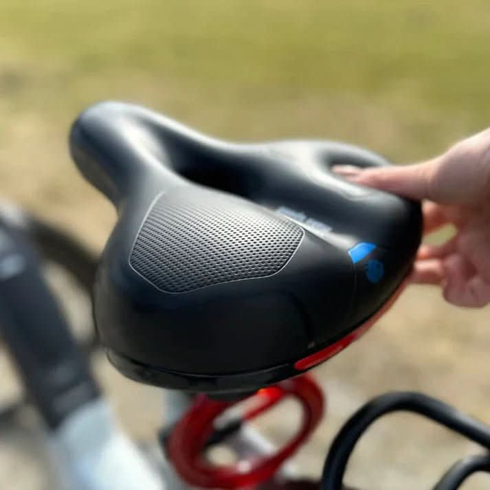 BowLift | Ergonomic bike saddle with gel padding & reflector for pain-free cycling