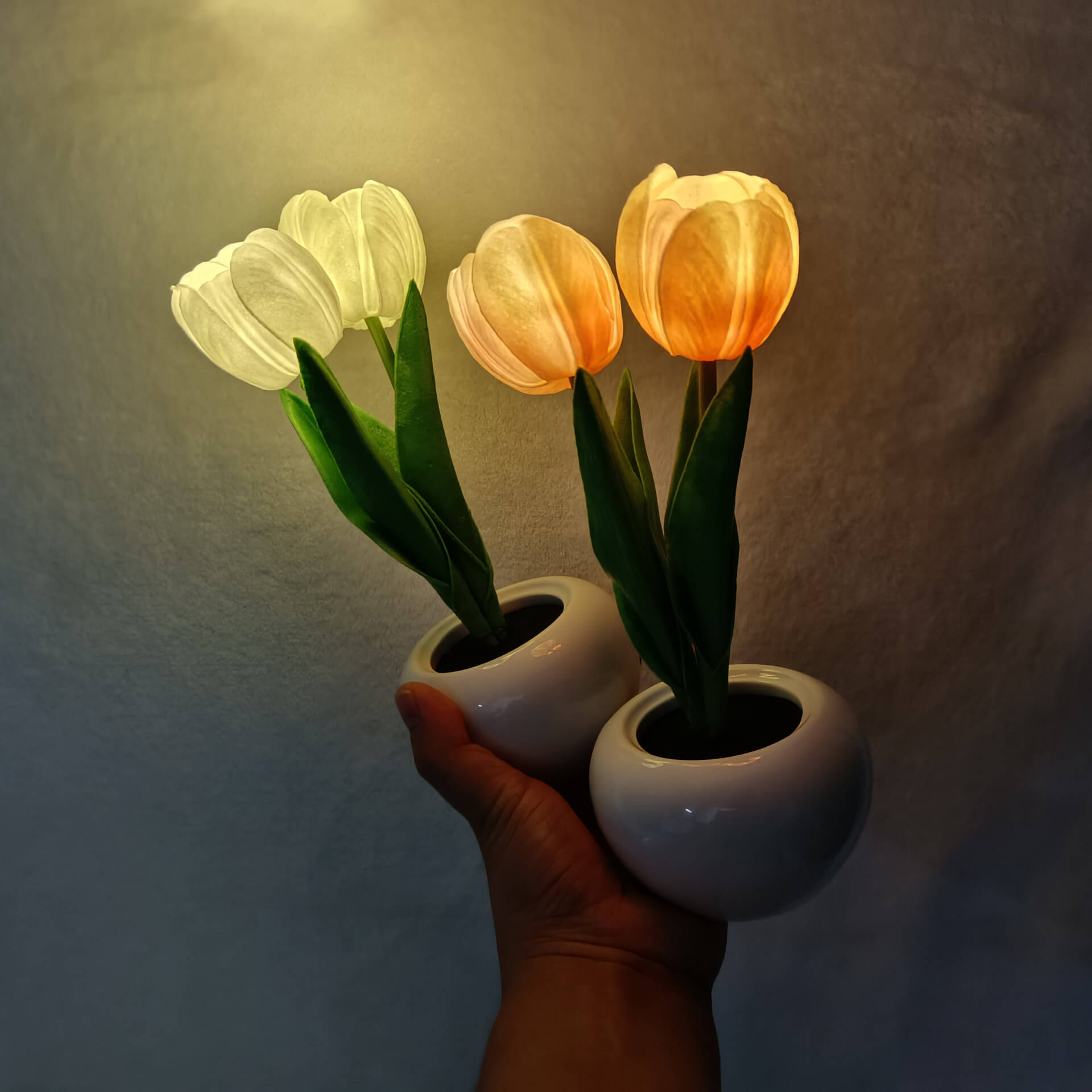 BowLift | Modern Creative Simulation Tulip Peony LED Night Light Table Lamp