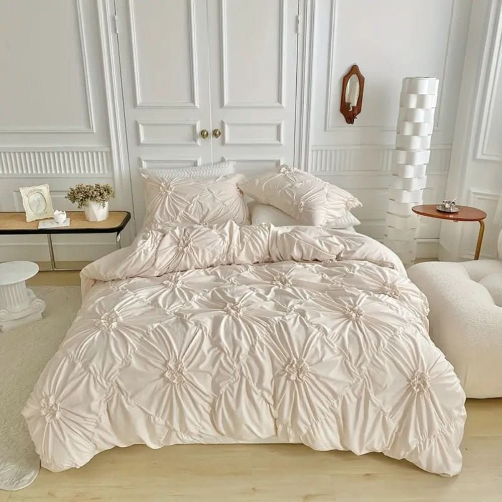 BowLift | Elegant Ruffle Flower Duvet Cover Set made of Microfiber
