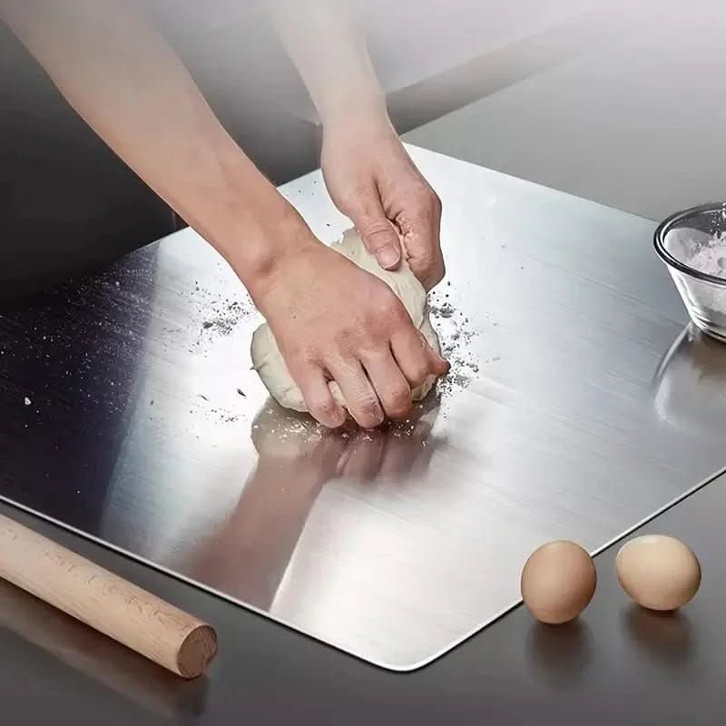 BowLift | Folding L-cutting board for fruit, vegetables & dough
