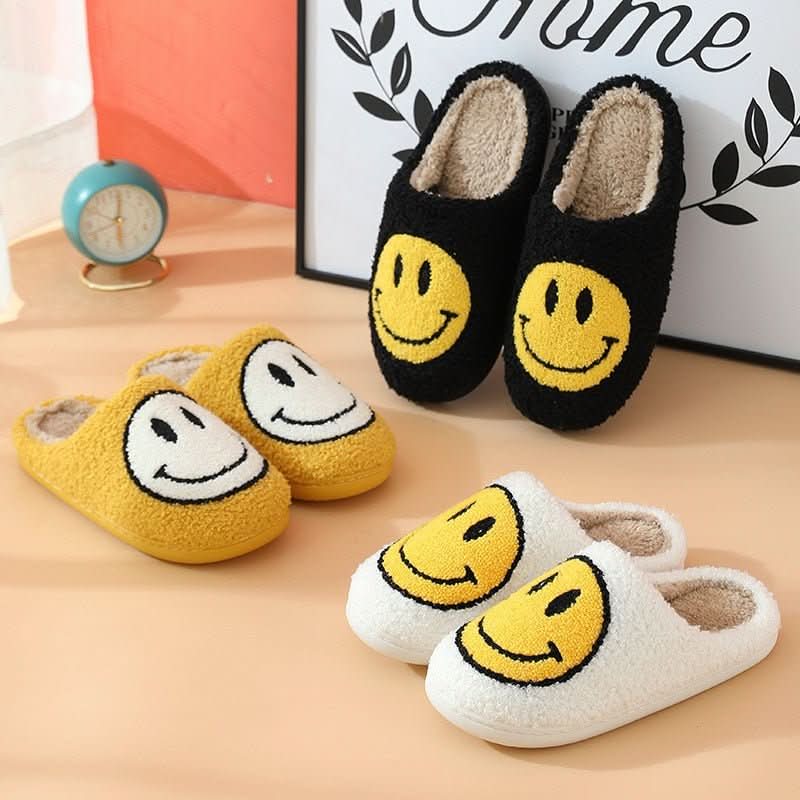 BowLift | Cosy winter slippers with smiley & thickened silicone sole