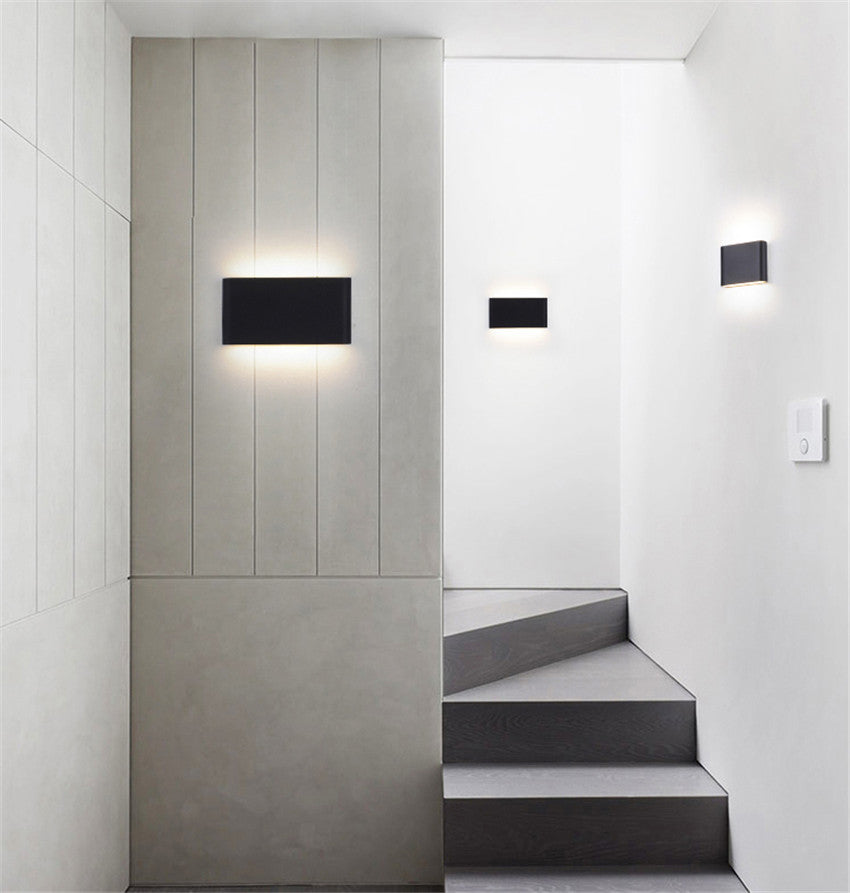 BowLift | GuardGlow – Waterproof Wall Lamp with Weather-Resistant Design