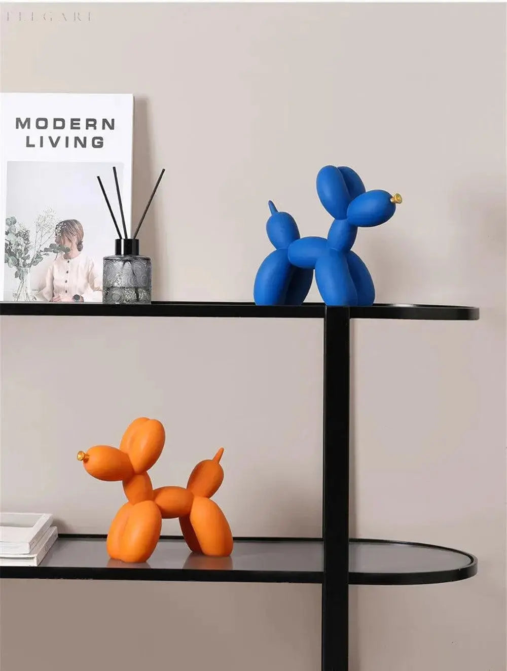 BowLift | PuffGlow - Golden Snout Balloon Sculpture