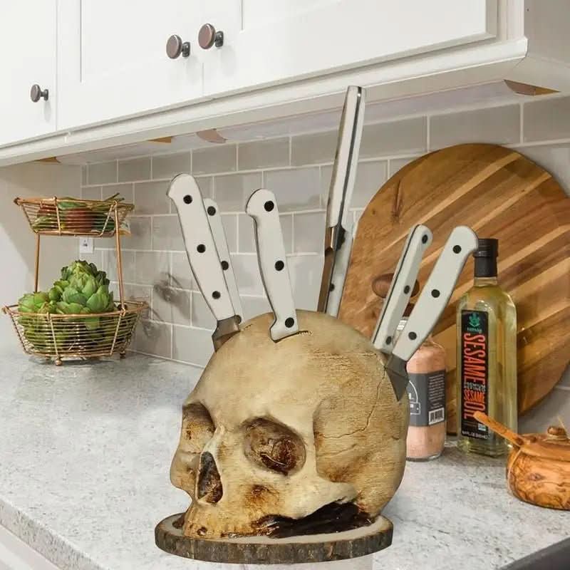 BowLift | Handcrafted knife holder with skull design