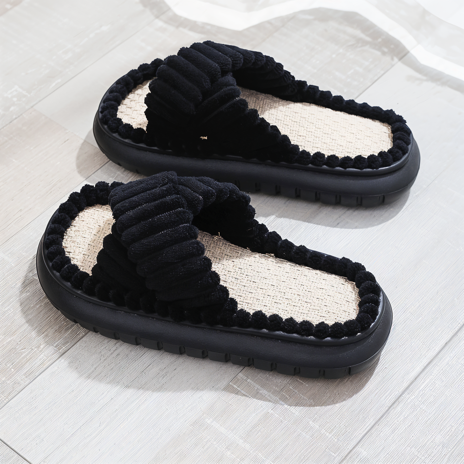 BowLift | Sofie - Lined slippers made of plush with cross band