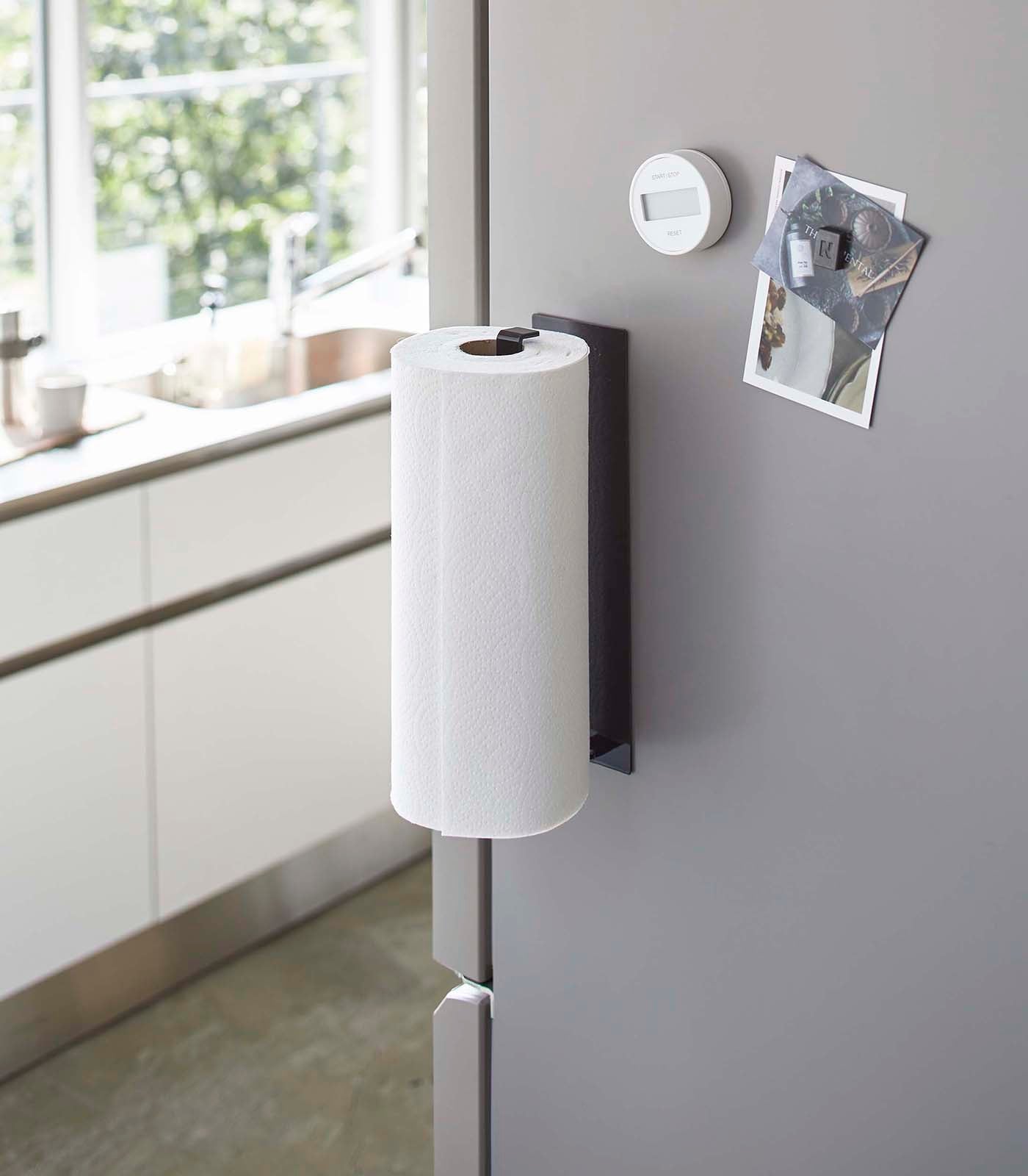 BowLift | Magnetic Paper Towel Holder - Steel