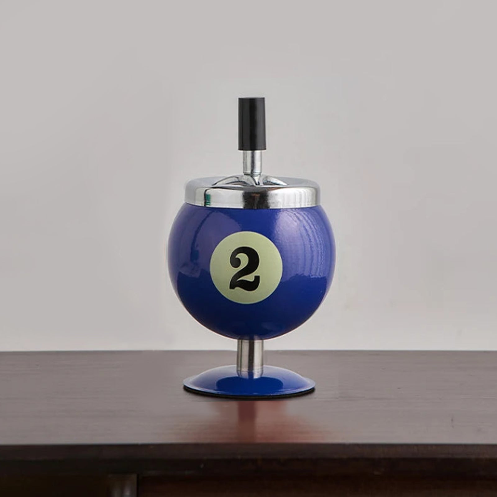 BowLift | Metal Billiard Ashtray