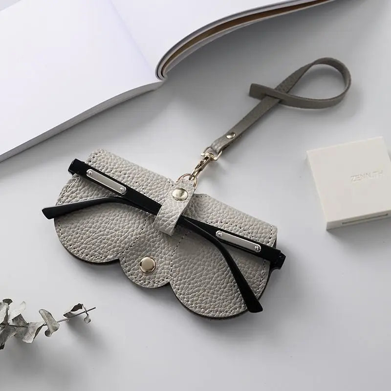 BowLift | Fashionable glasses case made of leather – Suitable for sunglasses, reading glasses & XL glasses