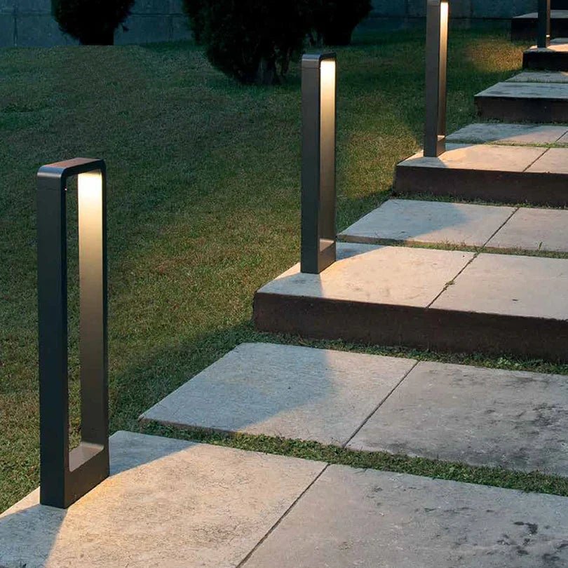 BowLift | Elegant outdoor ground light for paths & gardens