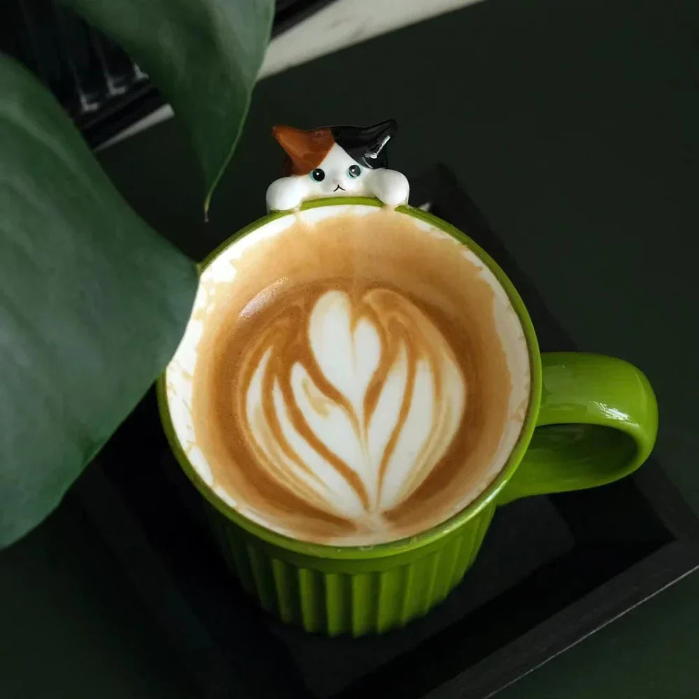 BowLift | Climbing Cat Coffee Mug