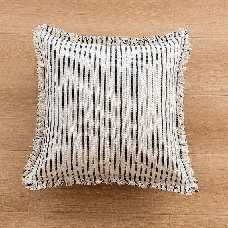 BowLift | Elegant Pillowcase with Jacquard Pattern and Fringes - Cotton-Linen Blend