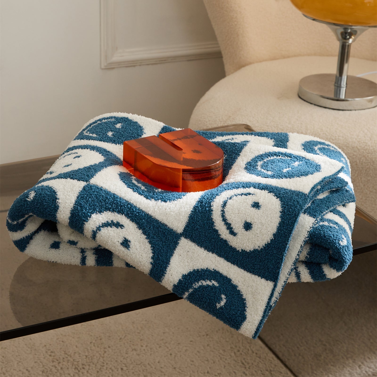 BowLift | Smiley Checked Blanket