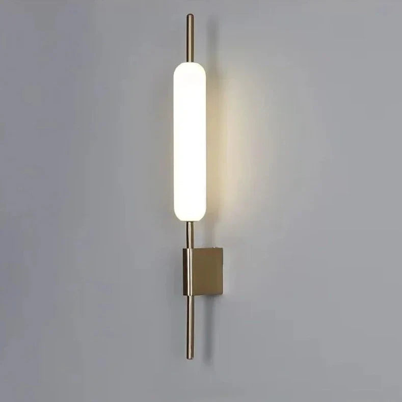 BowLift | AuraGold – Elegant Gold Wall Lamp for LED Illumination
