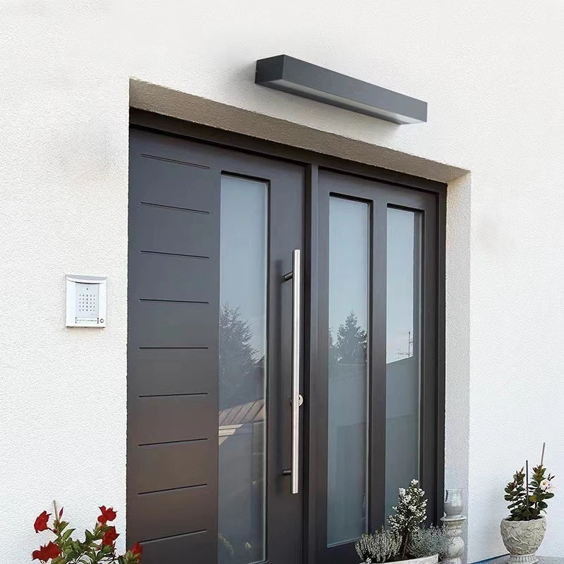 BowLift | GardenLux – Elegant Wall Lamp for Garden with Luxurious Glow