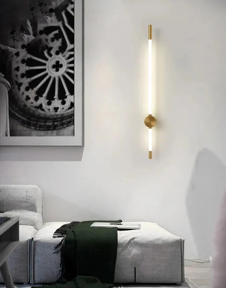 BowLift | AstraBeam – Vertical LED Wall Lamp for Modern Interiors