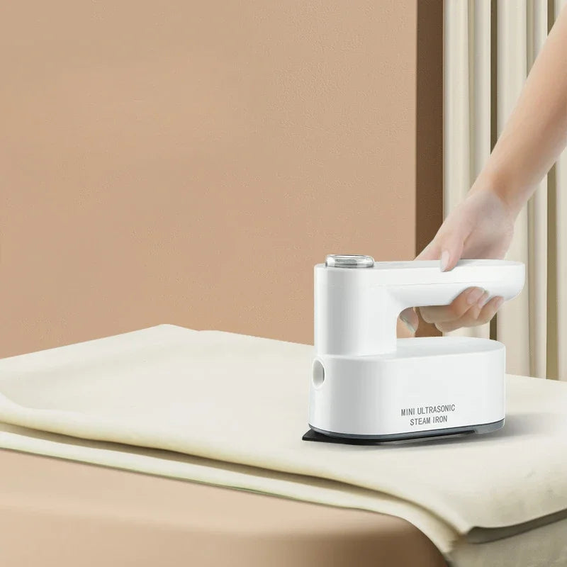 BowLift | Ultrasonic Cordless Steam Iron