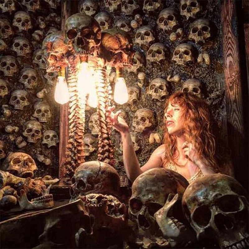 BowLift | Horror Skull with Spine Lamp