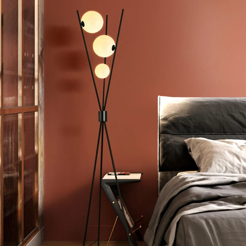 BowLift | LunaGlow 3D Moon Floor Lamp modern design with tripod LED!