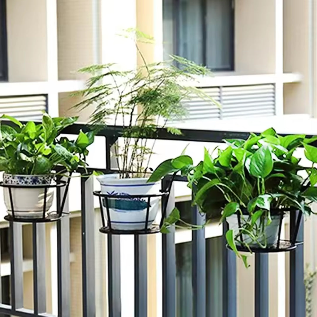 BowLift | 3Pc Over the Balcony Flower Pot Holder Black Nov