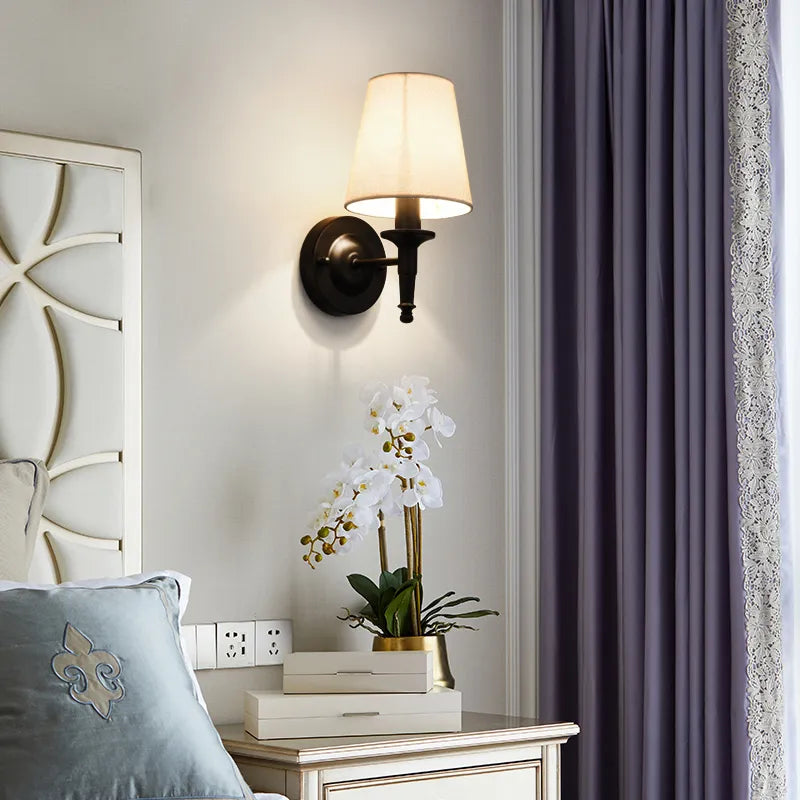 BowLift | BeamGlow – LED Wall Lamp with Stylish American Design