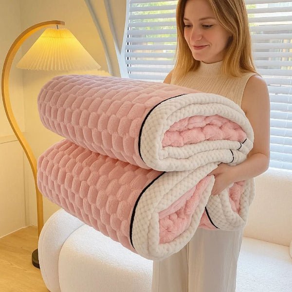 BowLift | Attentive Gift with Elegant Texture