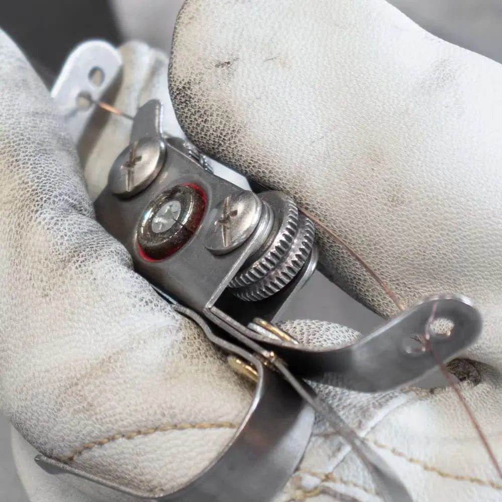 BowLift | TIG Wire Feed Unit with Precise Hand Guidance