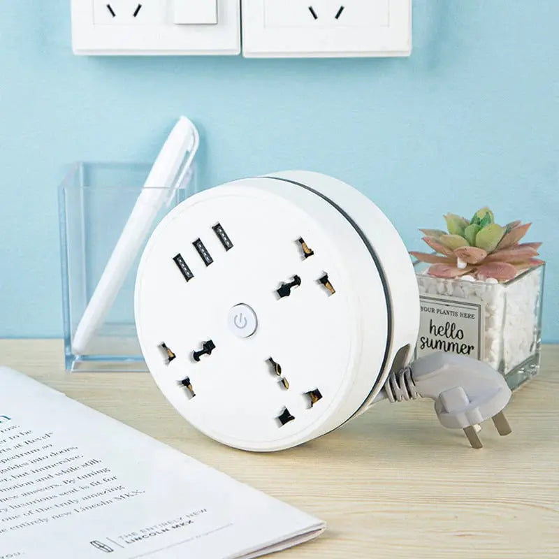BowLift | Universal power strip with retractable cable & USB ports