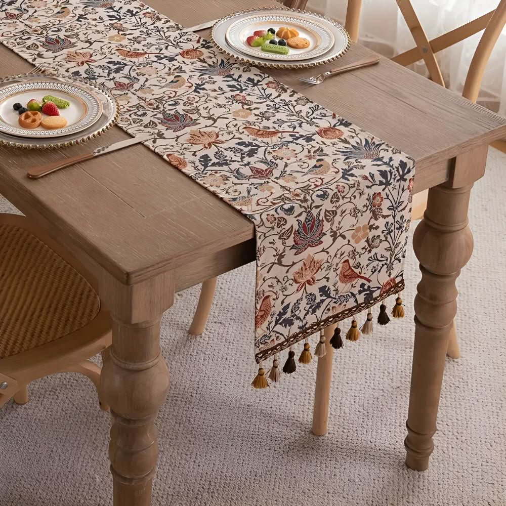 BowLift | Elegant table runner with floral and bird motif