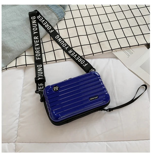 BowLift | The stylish mini suitcase bag for all-day use