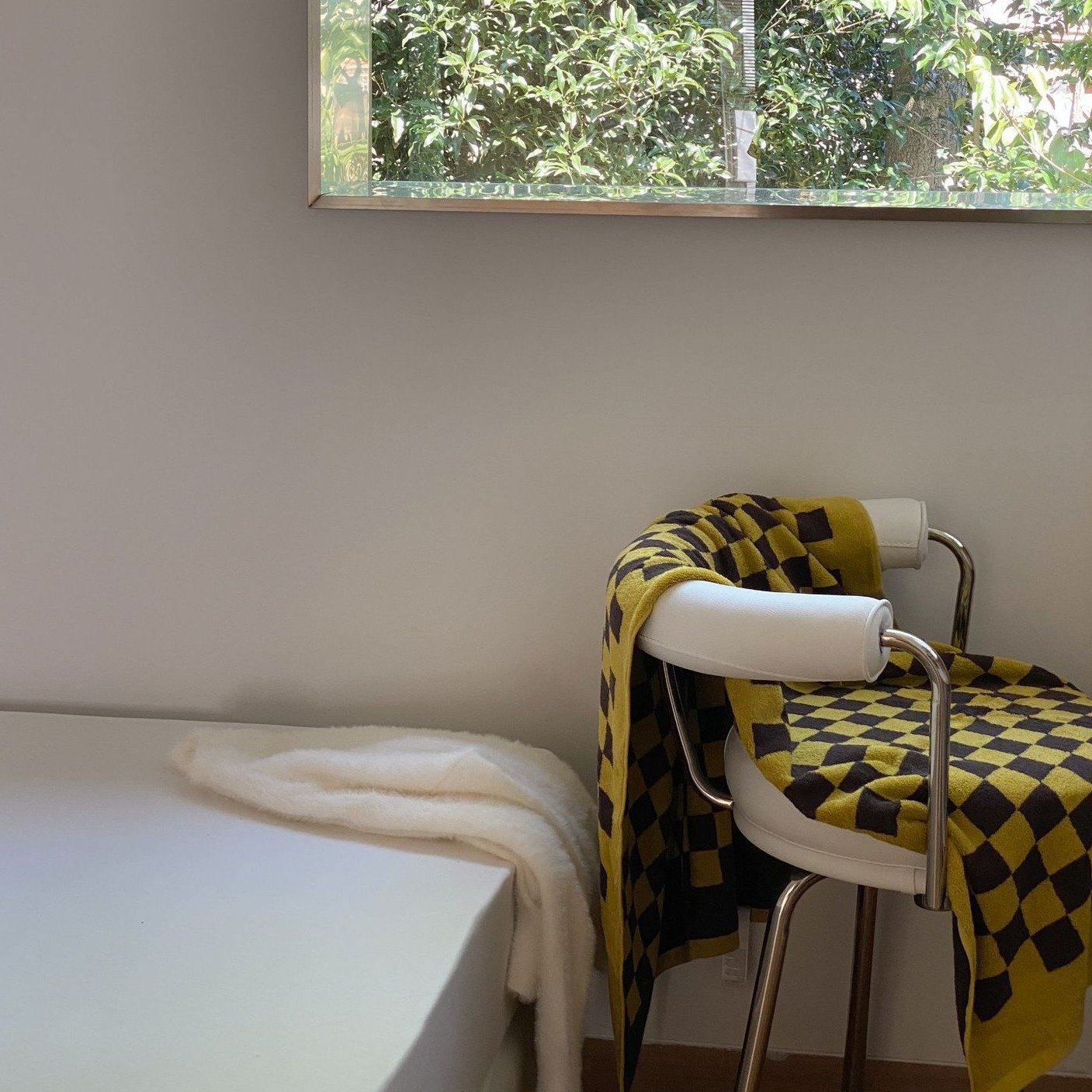 BowLift | Checkerboard Plus Towel Collection