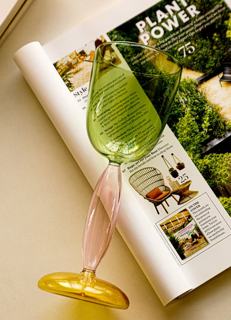 BowLift | Chalice and carafe made of colored glass by Phillips