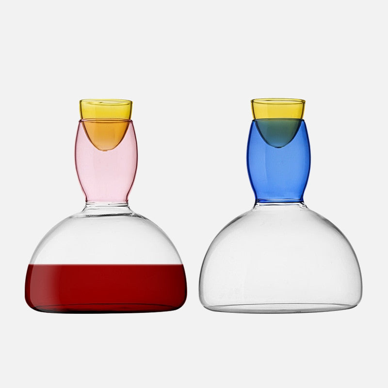 BowLift | Chalice and carafe made of colored glass by Phillips
