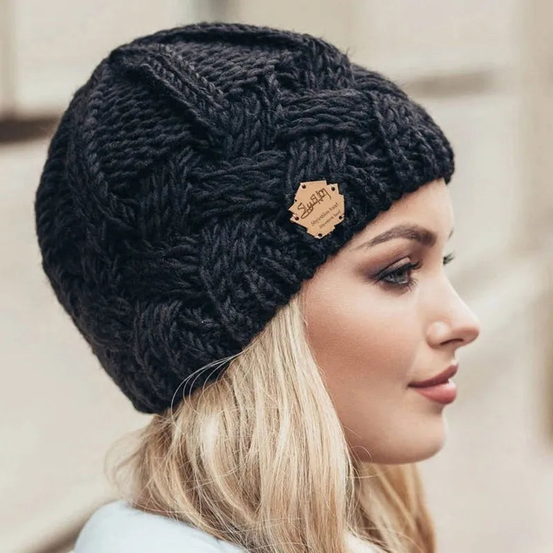 BowLift | Comfortable Knitted Hat – Soft Wool Blend Winter Beanie