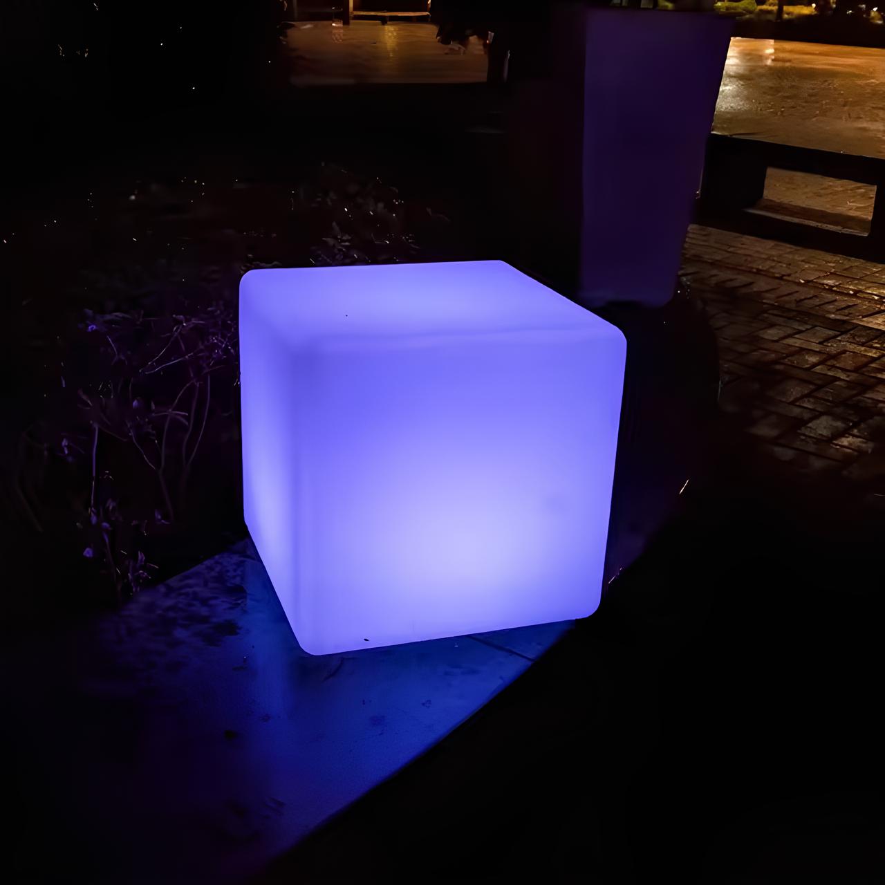 BowLift | Cube Garden Light - LumaCube