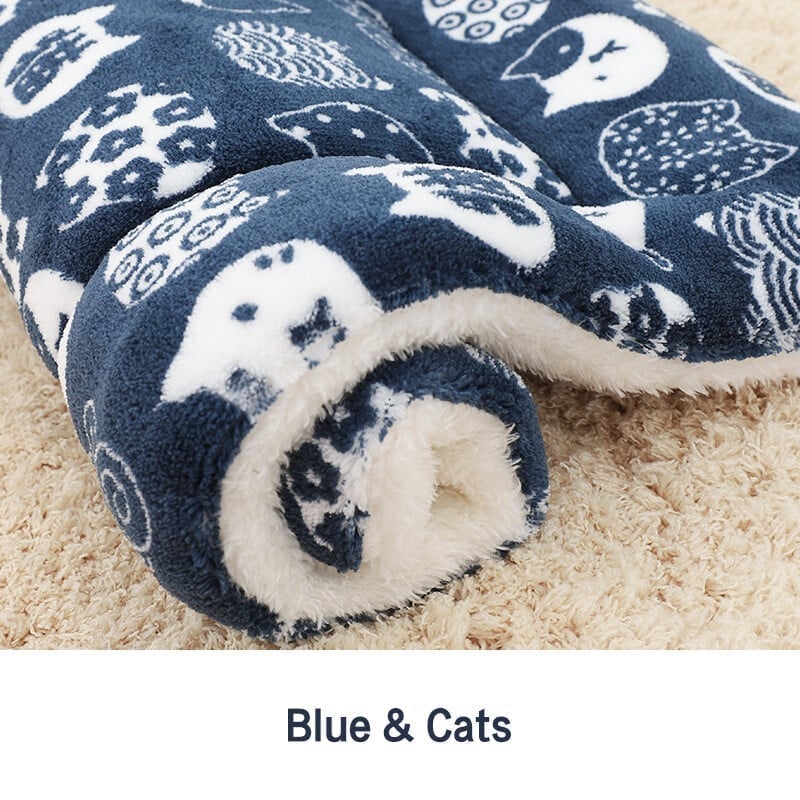 BowLift | Comfortable and Calming Cat Blanket A Variety Of Designs And Colors Are Available