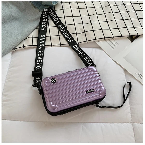 BowLift | The stylish mini suitcase bag for all-day use