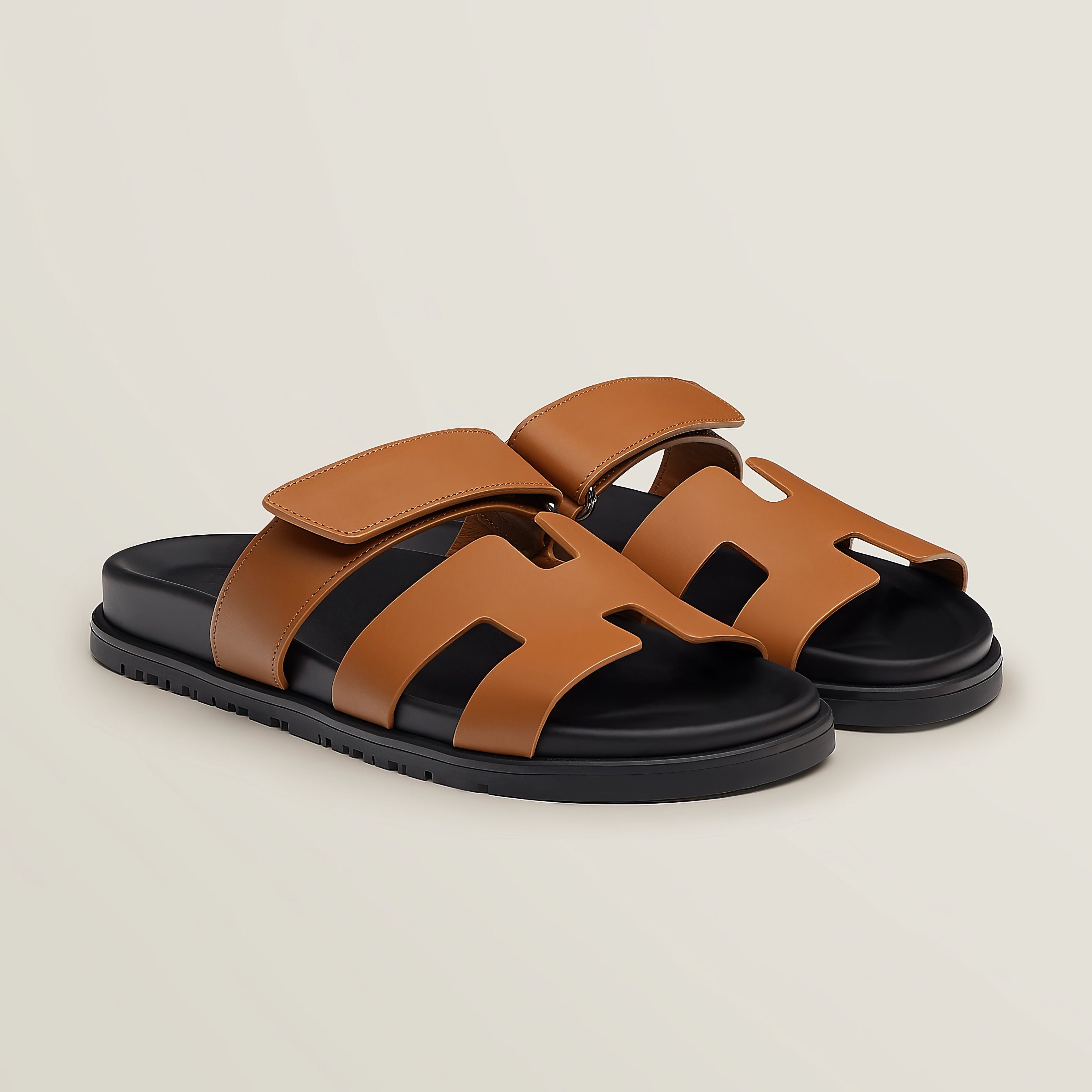 BowLift | Fashionable Leather Sandals